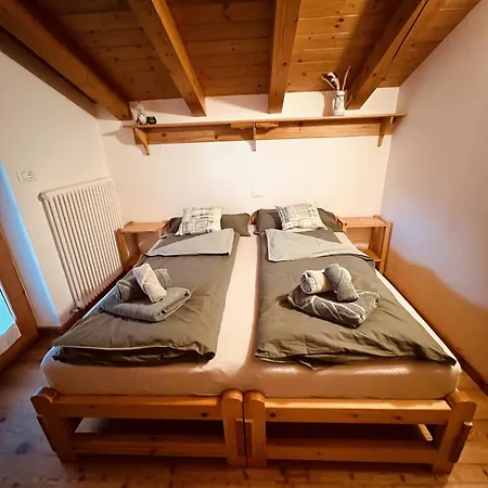 La Culla Stube אורחן *